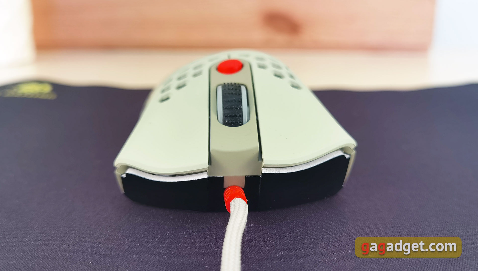 2E Gaming HyperSpeed Pro - przegląd: Lekka mysz do gier z doskonałym sensorem-13