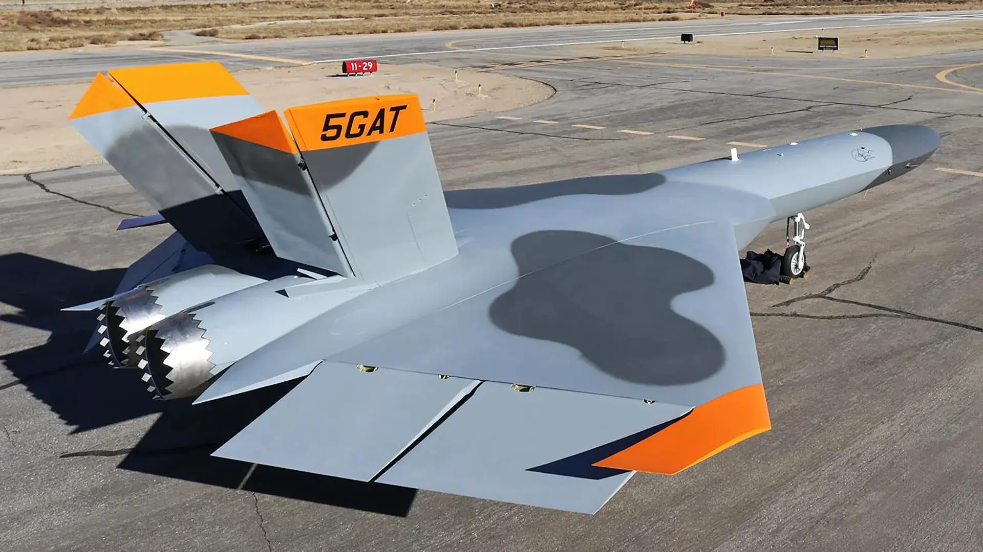 USA zbudują drona 5GAT, który będzie naśladował rosyjski myśliwiec piątej generacji Su-57 i chiński J-20.