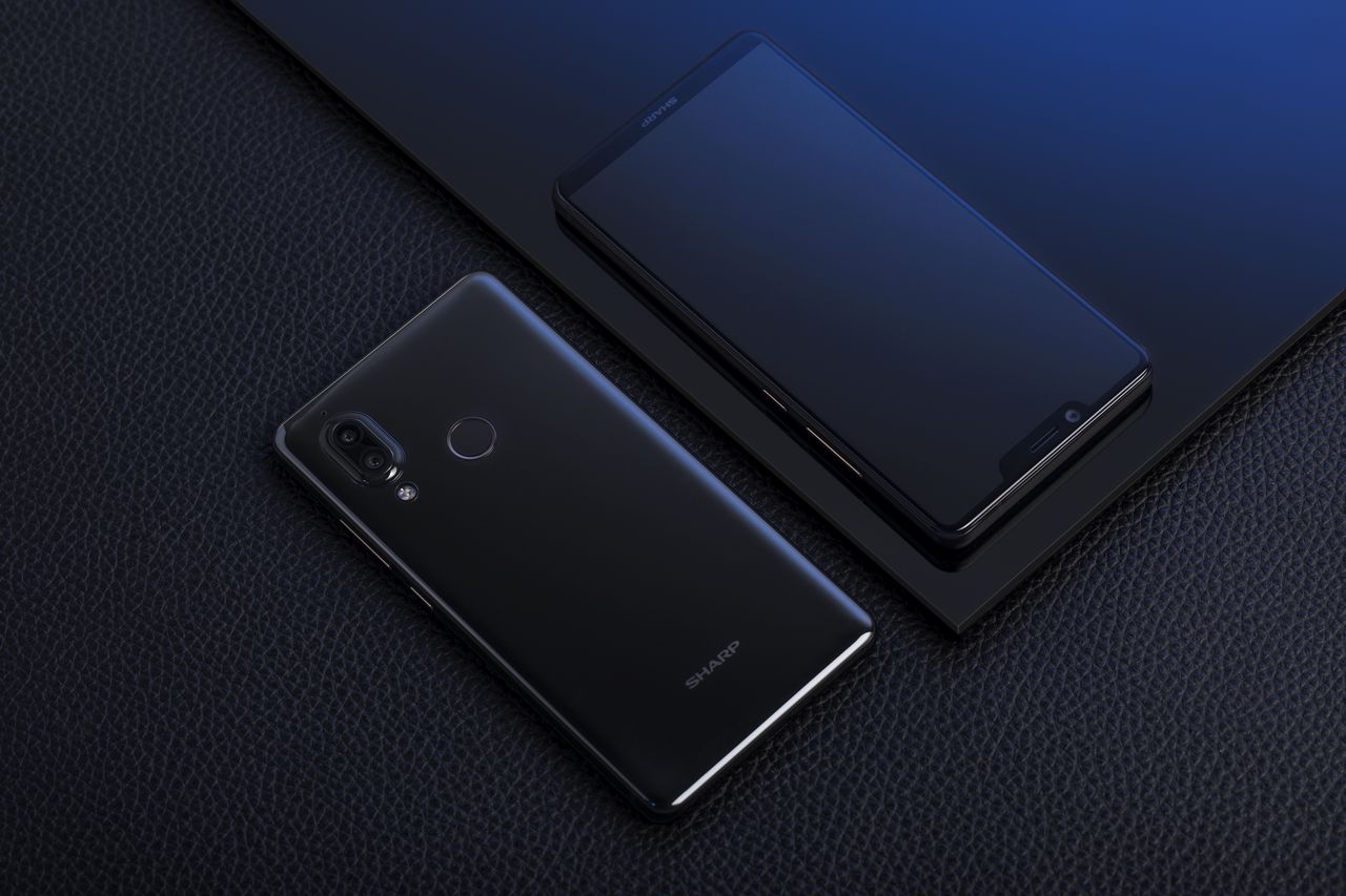 Aquos-S3-Front-and-Rear-2.jpg