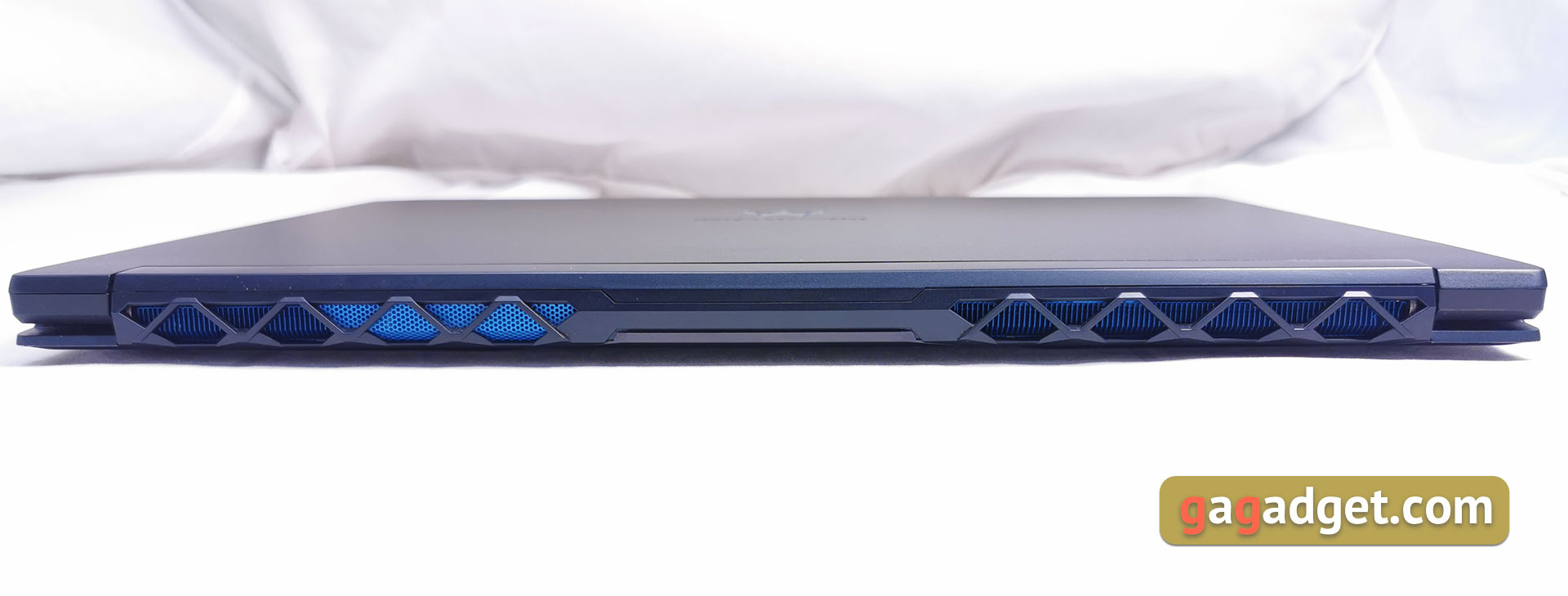 Recenzja Acer Predator Triton 500: laptop do gier z RTX 2080 Max-Q w zwartej, lekkiej obudowie-9