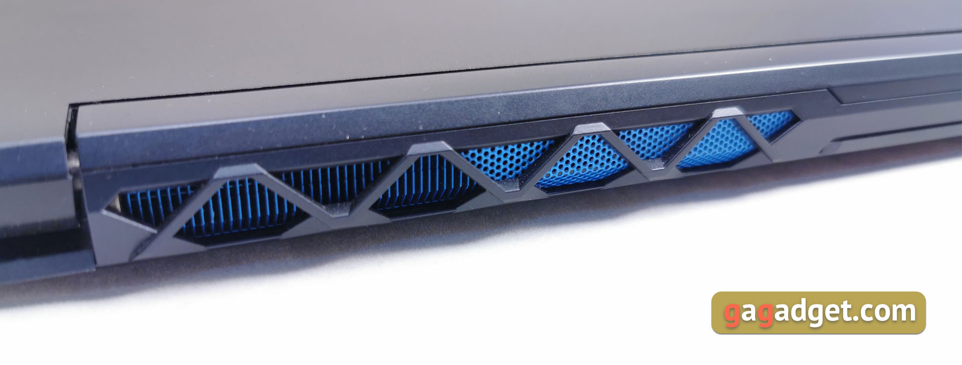 Recenzja Acer Predator Triton 500: laptop do gier z RTX 2080 Max-Q w zwartej, lekkiej obudowie-10