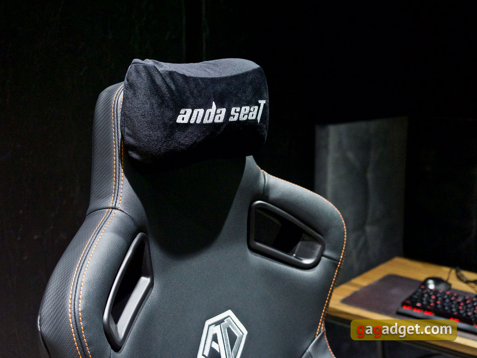 Tron do gier: recenzja fotela do gier Anda Seat Kaiser 3 XL-48