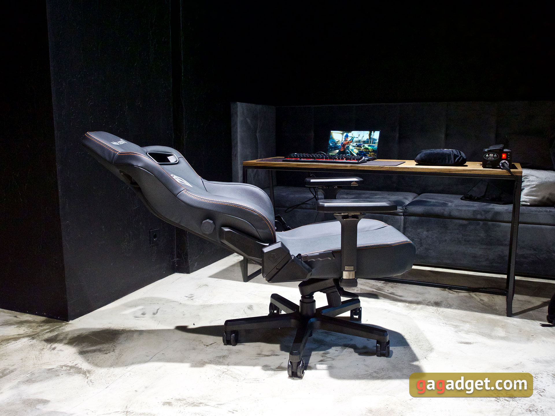 Tron do gier: recenzja fotela do gier Anda Seat Kaiser 3 XL-54