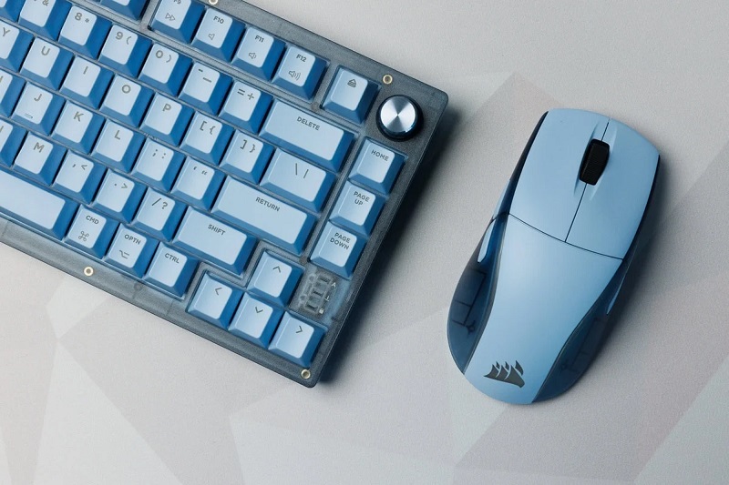 Corsair zaprezentował klawiaturę gamingową K65 Plus i mysz M75, które są kompatybilne z komputerami Mac-2