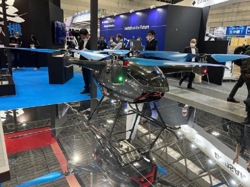 Arase Aizawa Aerospace odsłania ogromnego drona AZ1000 napędzanego motocyklem Suzuki FSX-R1000