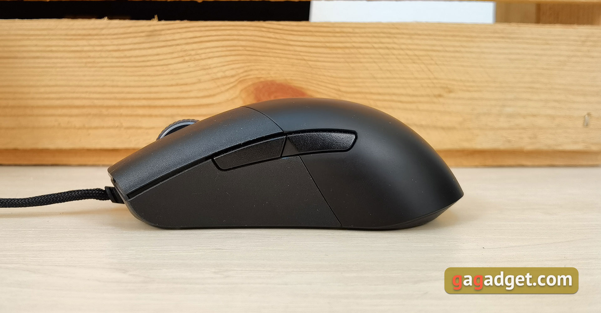 Recenzja ASUS ROG Keris: Ultralekka gamingowa mysz z szybkim czujnikiem -8