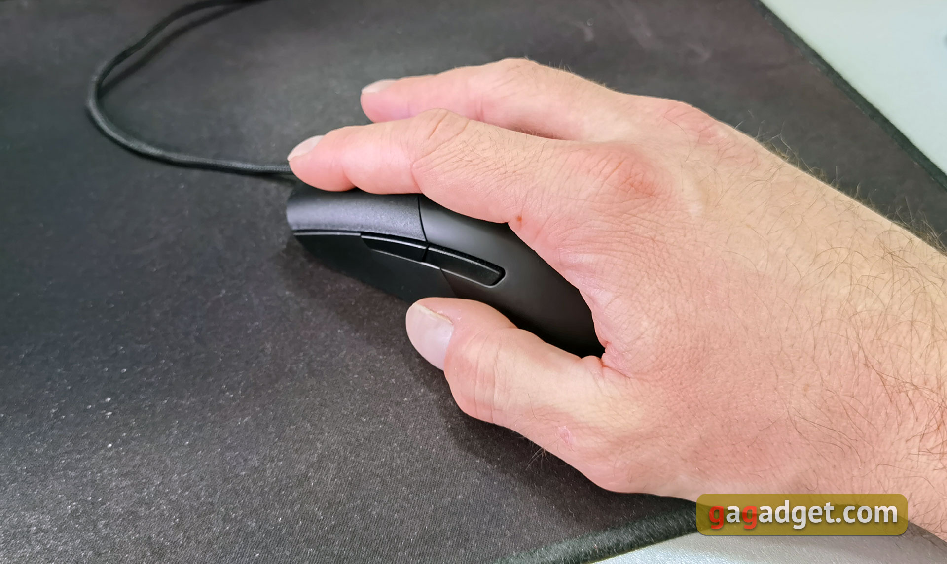 Recenzja ASUS ROG Keris: Ultralekka gamingowa mysz z szybkim czujnikiem -16
