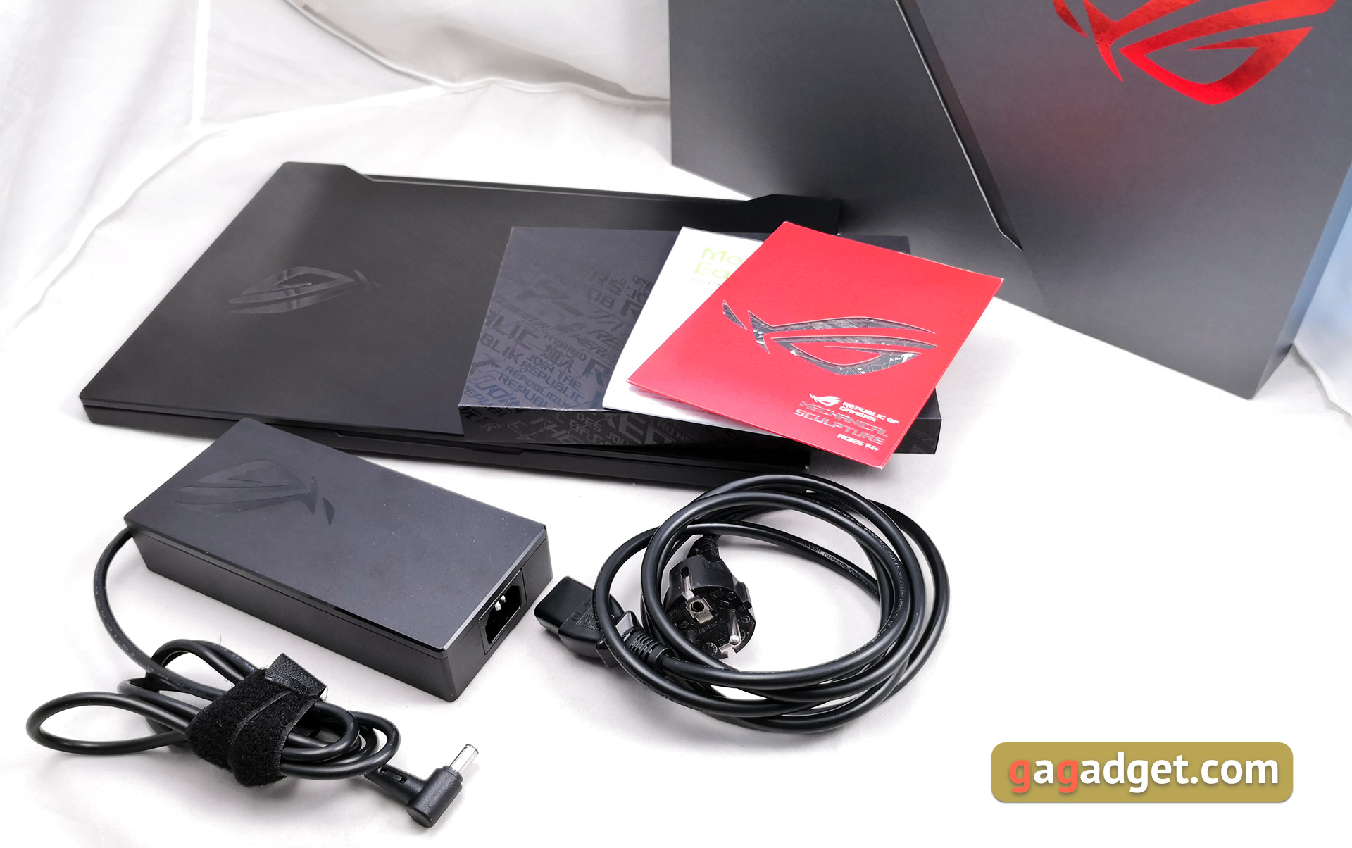 Recenzja ASUS ROG Zephyrus S GX502GW: wydajny laptop do gier z GeForce RTX 2070 o wadze zaledwie 2 kg-3