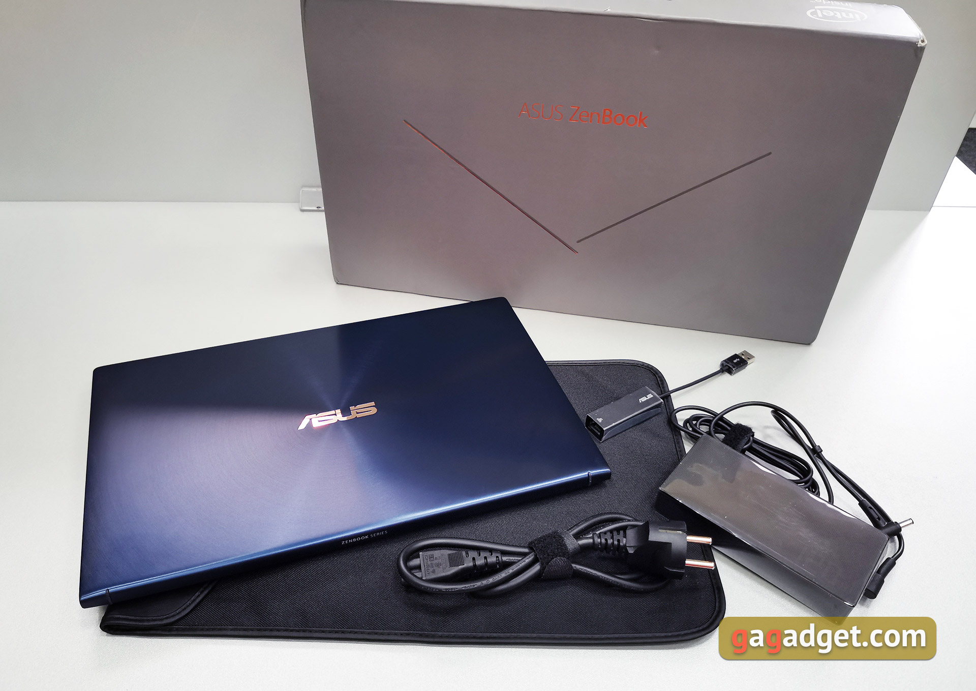 Przegląd ASUS Zenbook UX534FTS 15: kompaktowy notebook z GeForce GTX 1650 i Intel 10-tej generacji-3