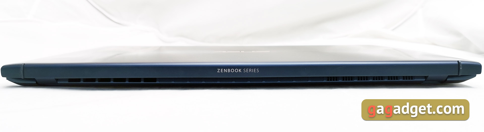 Przegląd ASUS Zenbook UX534FTS 15: kompaktowy notebook z GeForce GTX 1650 i Intel 10-tej generacji-14