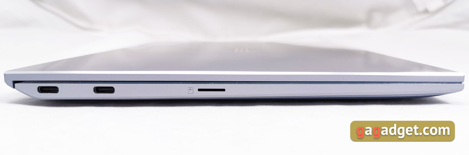 Recenzja ASUS ZenBook S13: flagowy bezramowy ultrabook z odwróconą „mono-brwią”-10