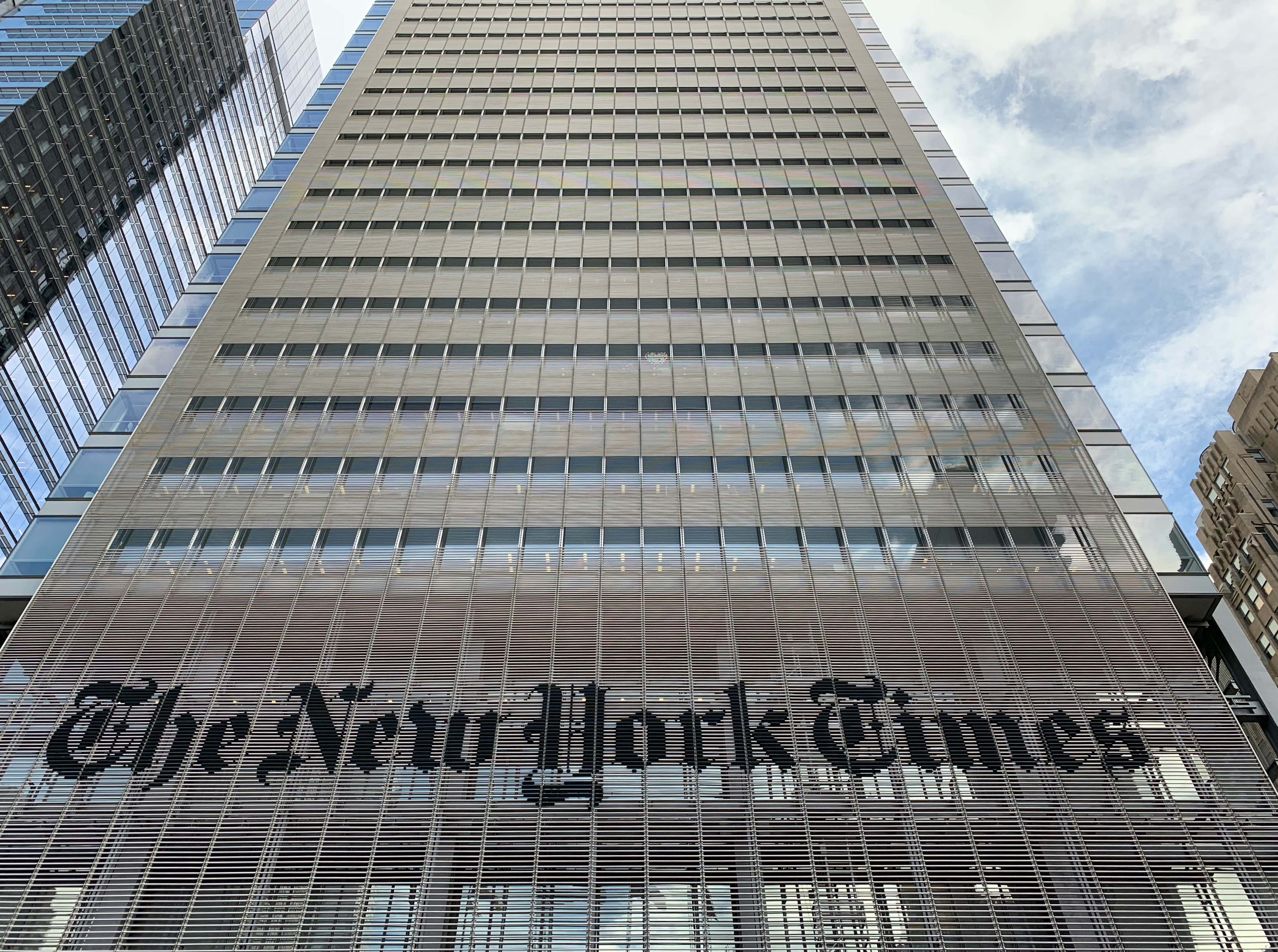 New York Times odrzucił oskarżenia OpenAI o "hakowanie" ChatGPT