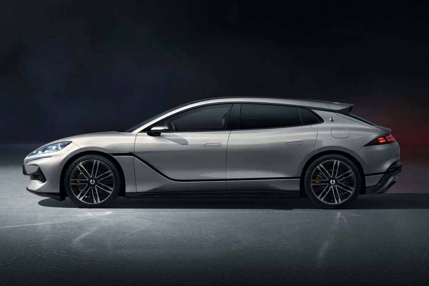 Design modelu Denza Z9GT Design modelu Denza Z9GT