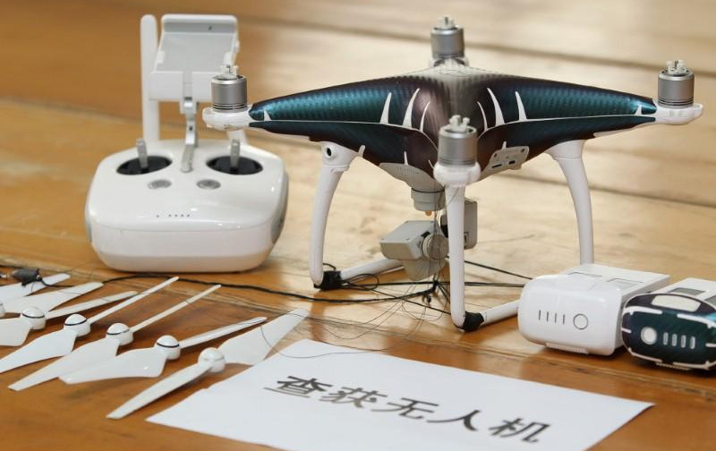 drone-china-iphone-smugglers.jpg