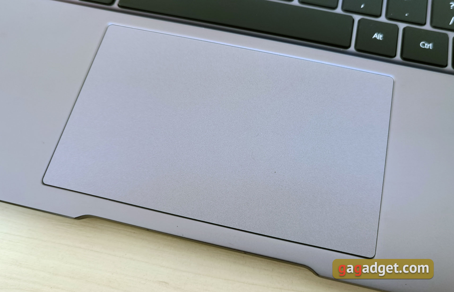 Recenzja Huawei MateBook 14s: laptop Huawei z usługami Google i szybkim ekranem-15