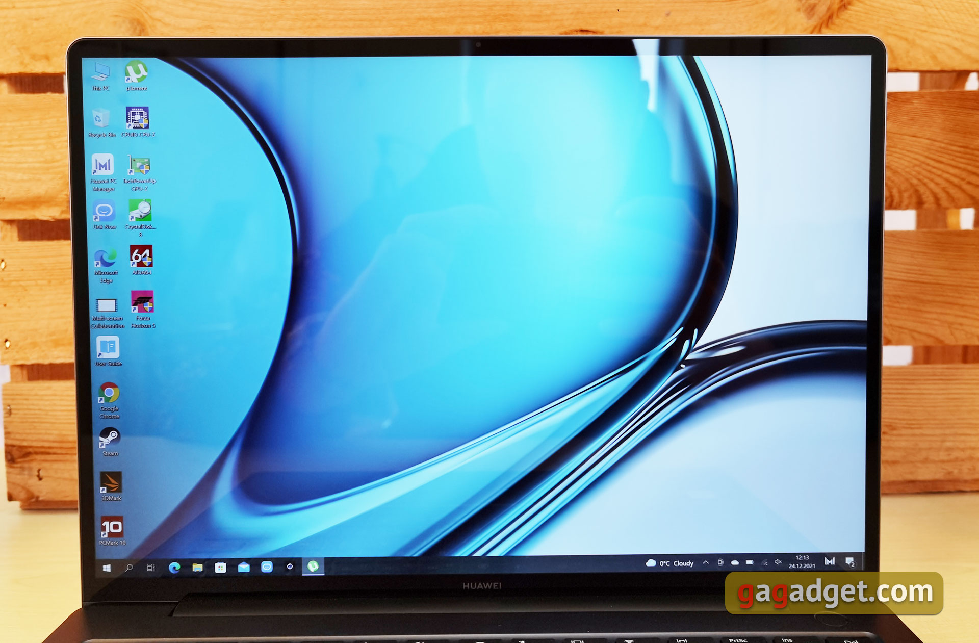 Recenzja Huawei MateBook 14s: laptop Huawei z usługami Google i szybkim ekranem-16