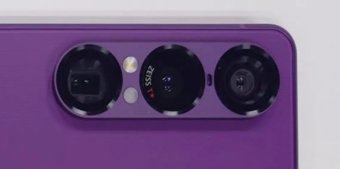 Zdjęcie tylnego panelu Sony Xperia 1 VII Zdjęcie tylnego panelu Sony Xperia 1 VII