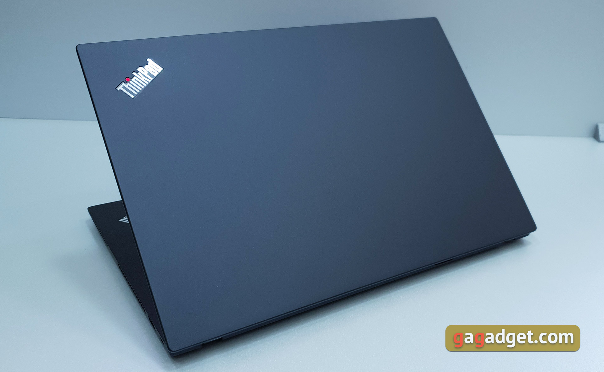 Recenzja Notebooka Lenovo ThinkPad T490s: szczery pracownik-5