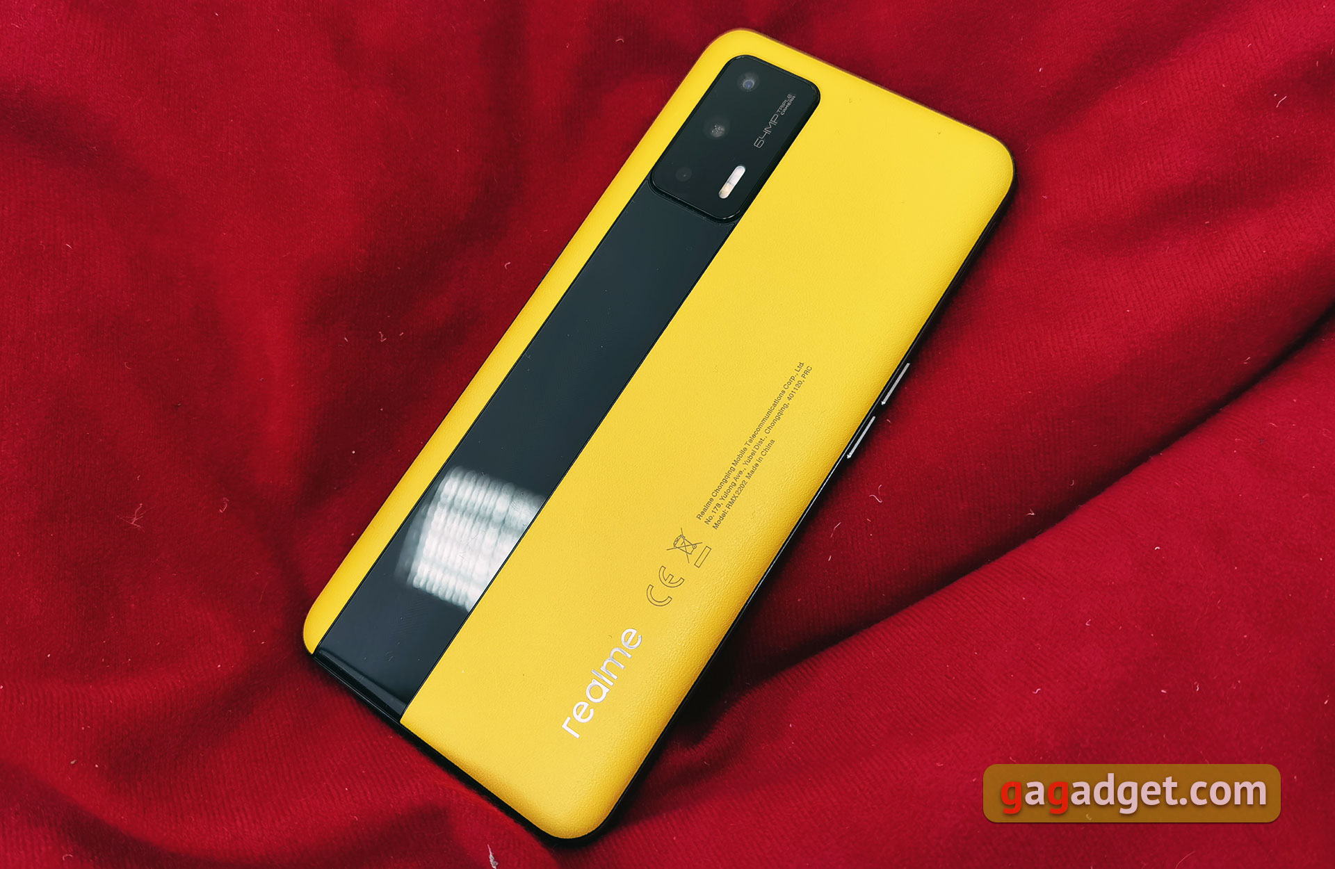 Recenzja Realme GT: najbardziej przystępny cenowo smartfon z flagowym procesorem Snapdragon 888