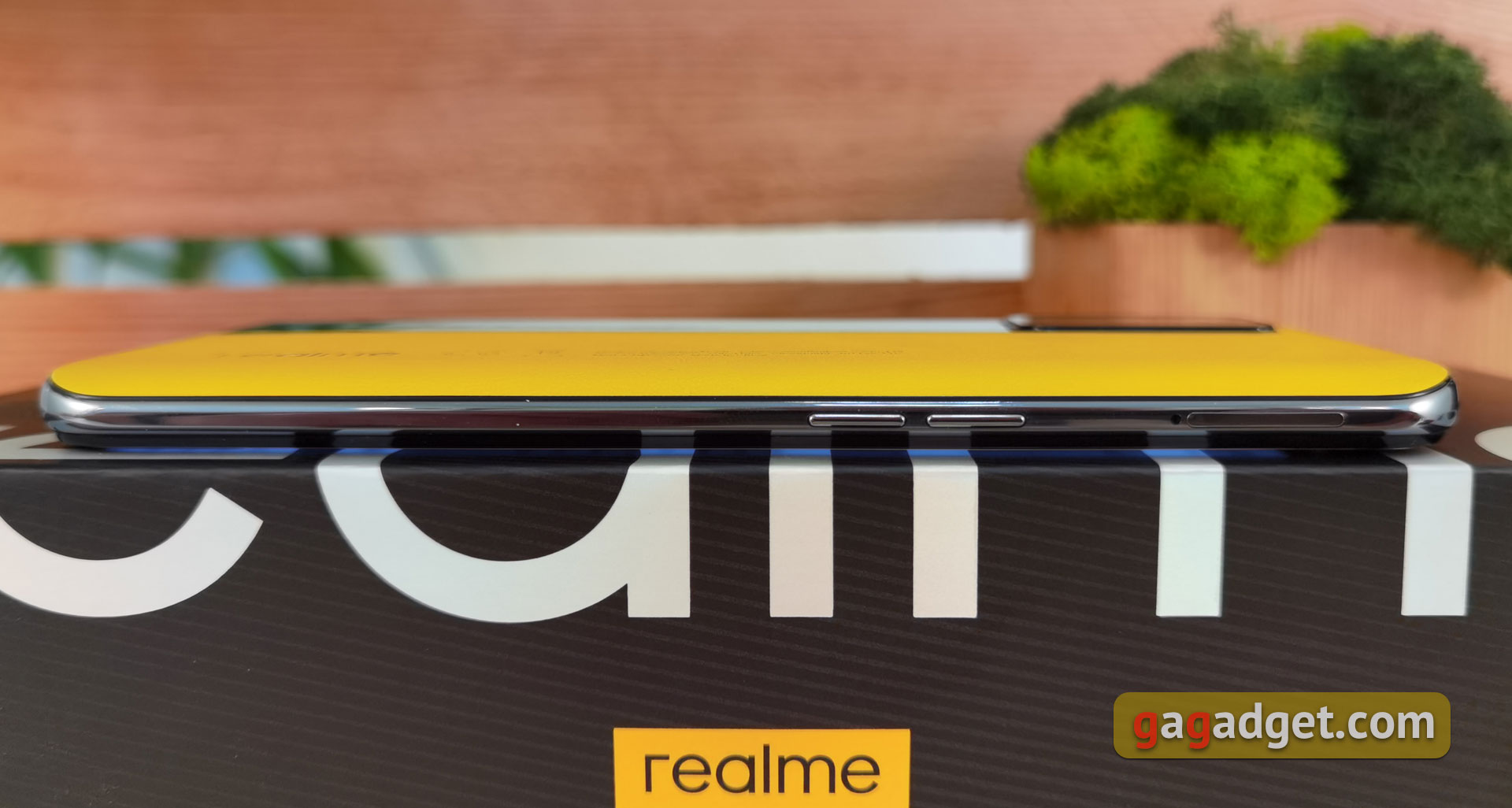 Recenzja Realme GT: najbardziej przystępny cenowo smartfon z flagowym procesorem Snapdragon 888-10
