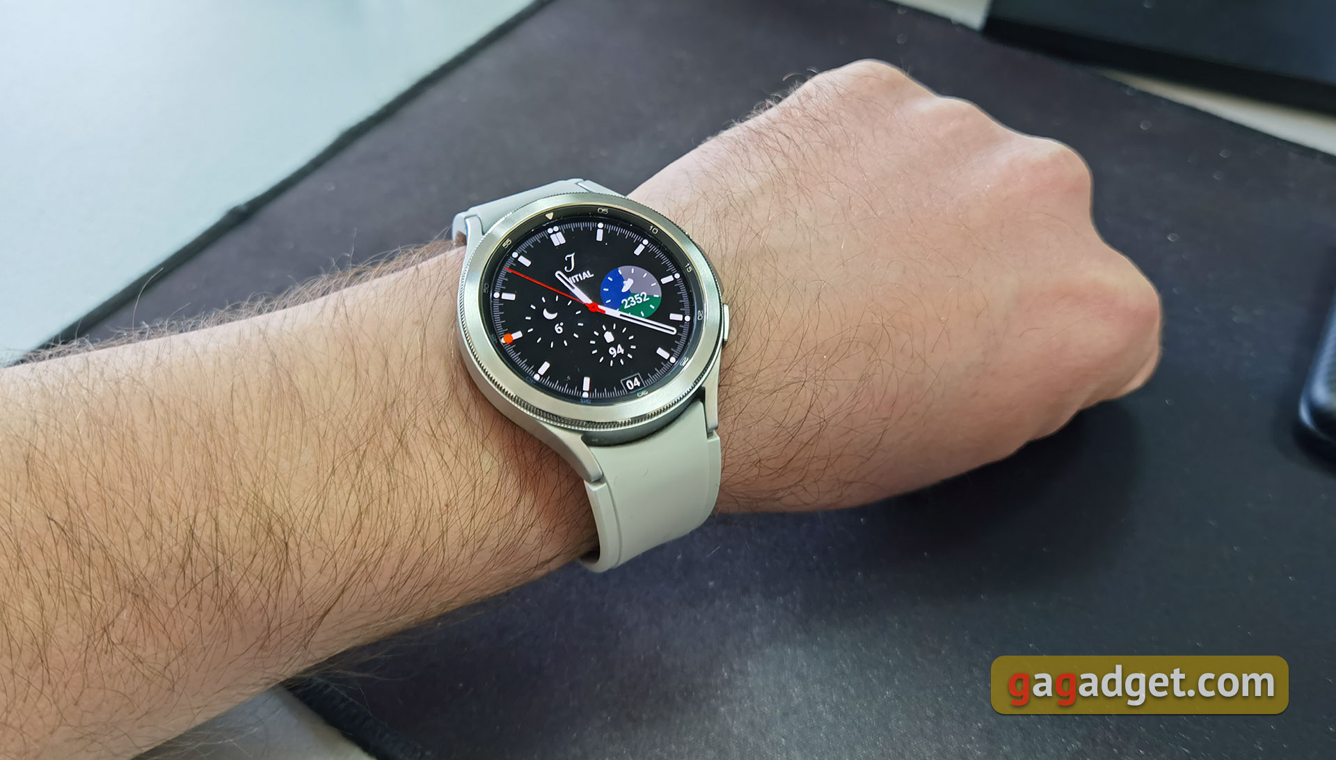 Recenzja Samsung Galaxy Watch4 Classic: nareszcie z Google Pay!-5