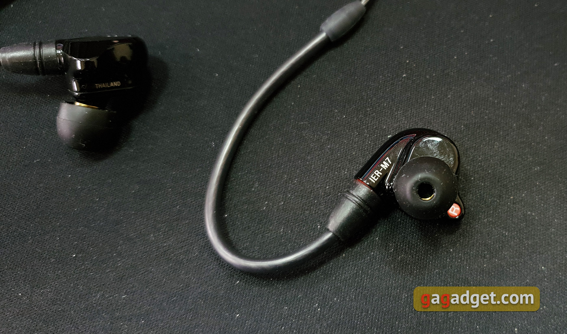 Recenzja słuchawek Sony IER-M7: wzmocnione IEM z czterema sterownikami, które zachwycą twoje uszy-10