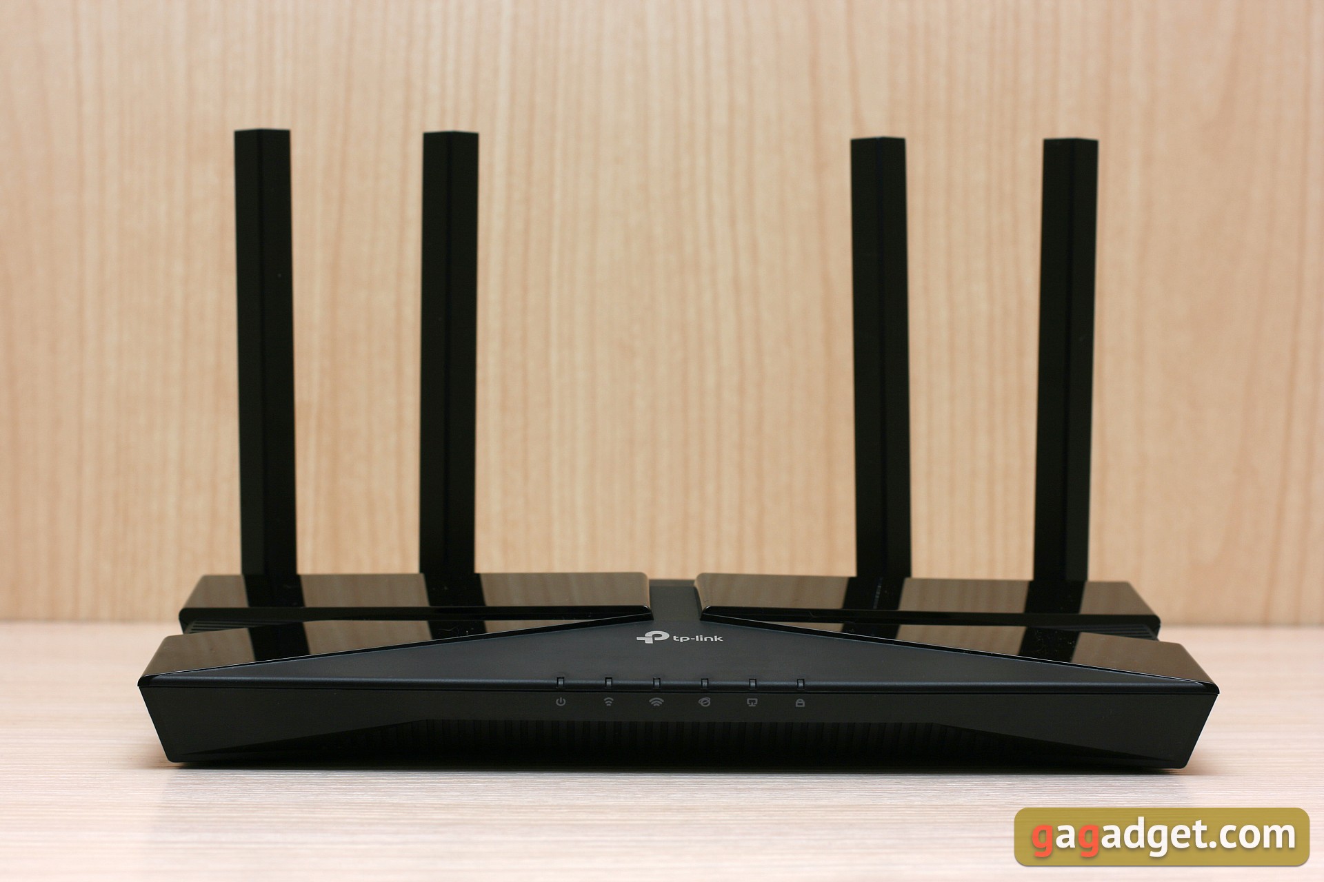 Trzy gigabity w domu: recenzja routera 2022 TP-Link Archer AX53-14