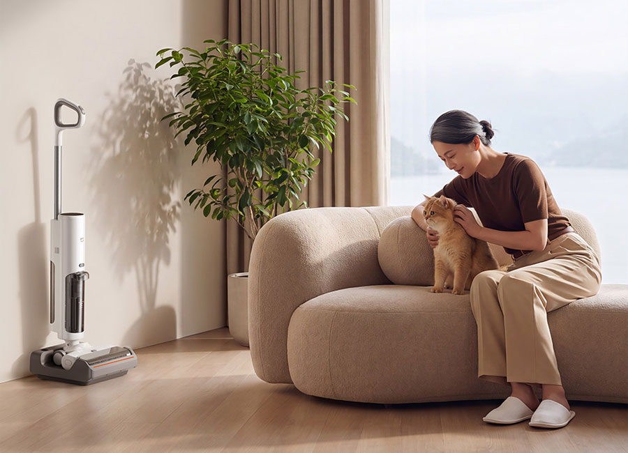 Nowy odkurzacz Xiaomi Mijia 5C na stacji ładowania
